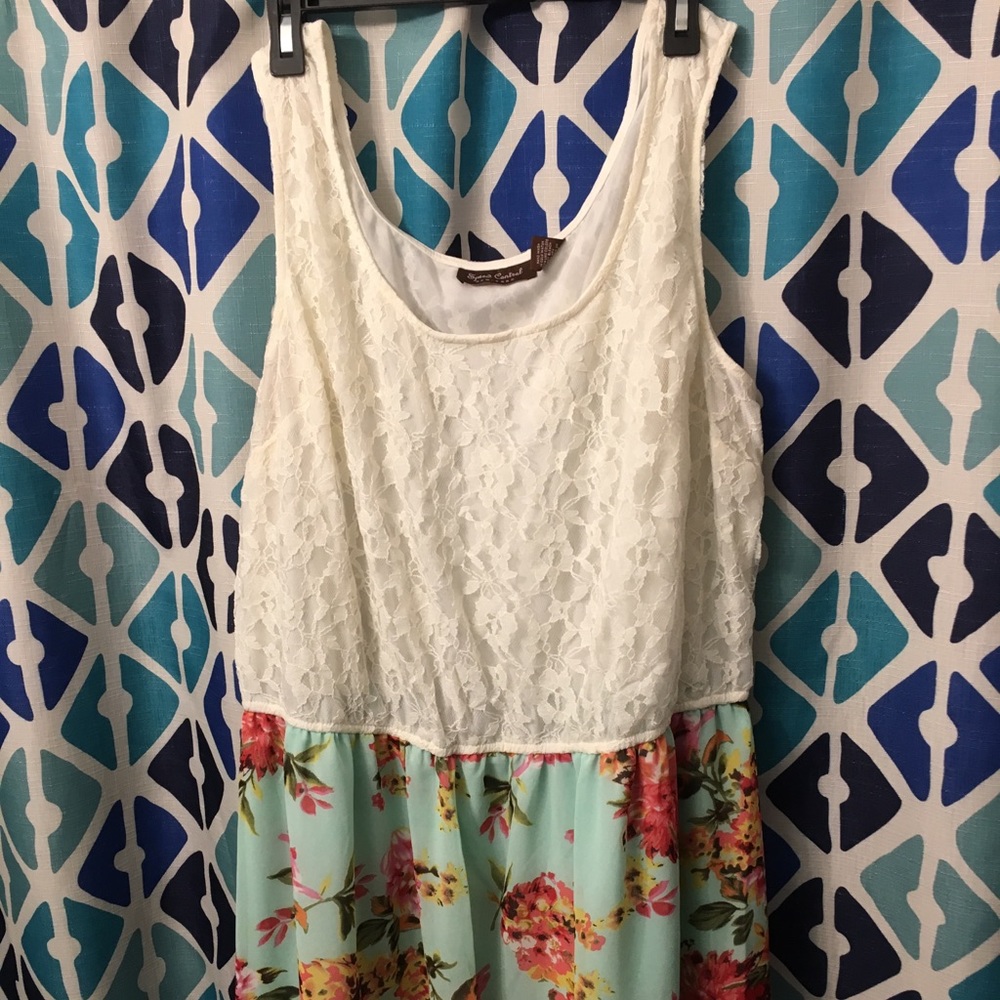 Maxi dress